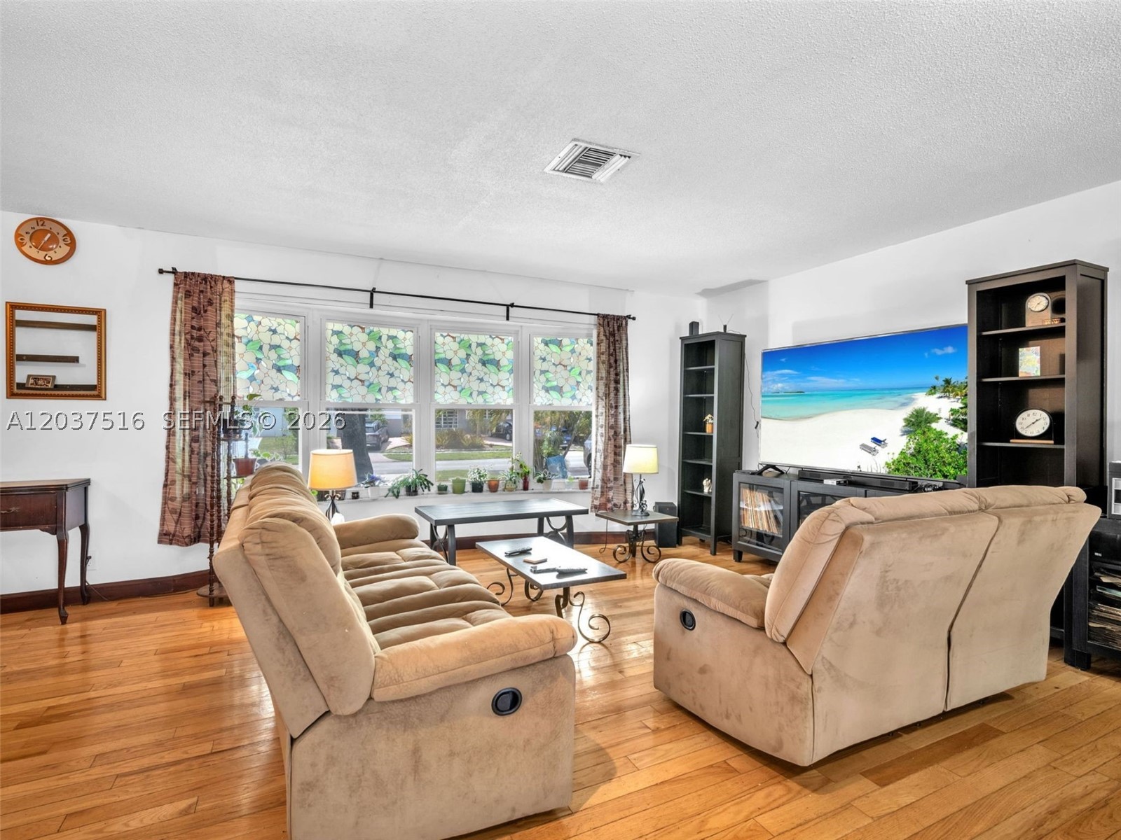 HOLLYWOOD HILLS AMEN PLAT - Residential
