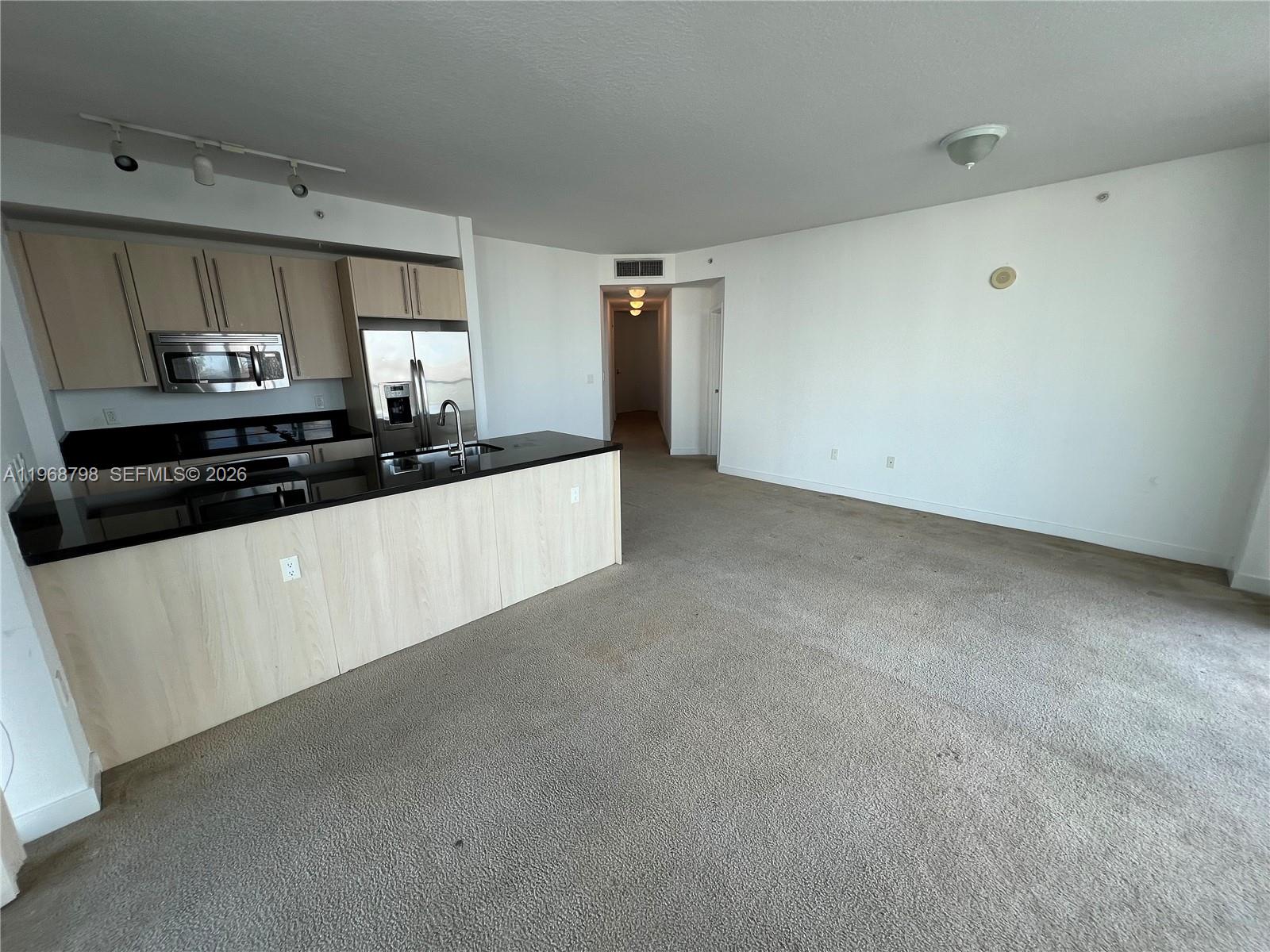 THE AXIS ON BRICKELL COND - Residential Lease
