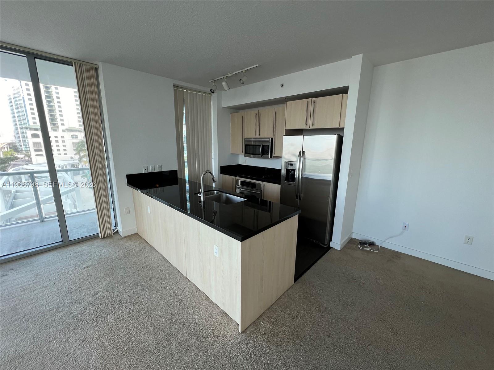 THE AXIS ON BRICKELL COND - Residential Lease