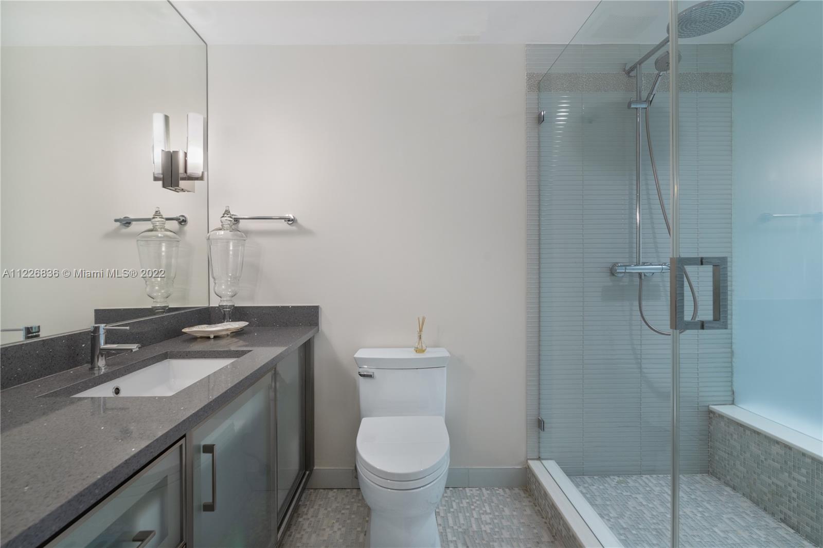 CORAL GABLES RIVIERA SEC - Residential