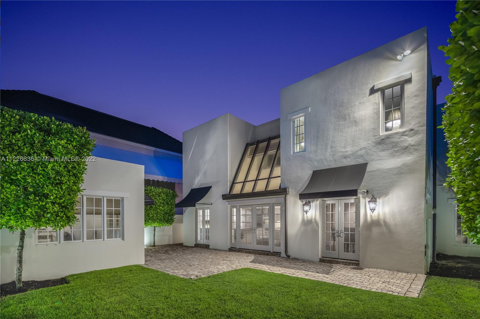 CORAL GABLES RIVIERA SEC - Residential