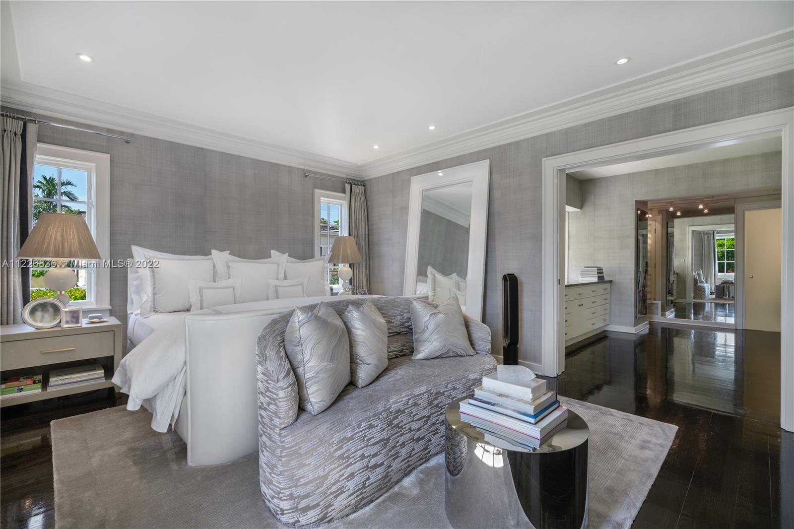 CORAL GABLES RIVIERA SEC - Residential
