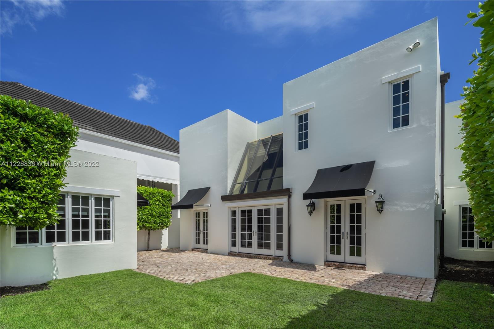 CORAL GABLES RIVIERA SEC - Residential