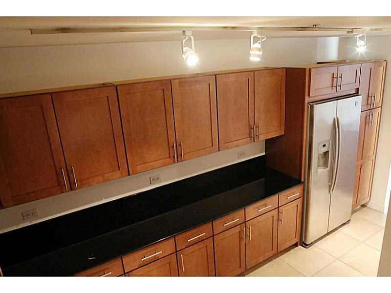 COLONNADE AT DADELAND SW - Residential Lease