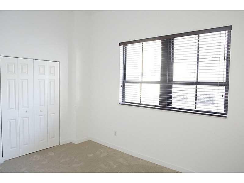 COLONNADE AT DADELAND SW - Residential Lease