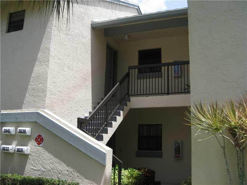 VACANT AND READY TO MOVE IN!! RESORT LIVING.. PRESTIGIOUS COCONUT CREEK, CONVENIENT TO EVERYTHING!  FRESH PAINT, CLEAN, CLEAN, CLEAN!! LG. SCREEENED IN PATIO ADDS TO LIVING SPACE. GREAT ACTIVE FAMILY COMMUNITY AMENDITIES INCL.(SEE PICTURES) INC.. WASHER/D RYER AND APPLIANCES. GOOD CREDIT A MUST.