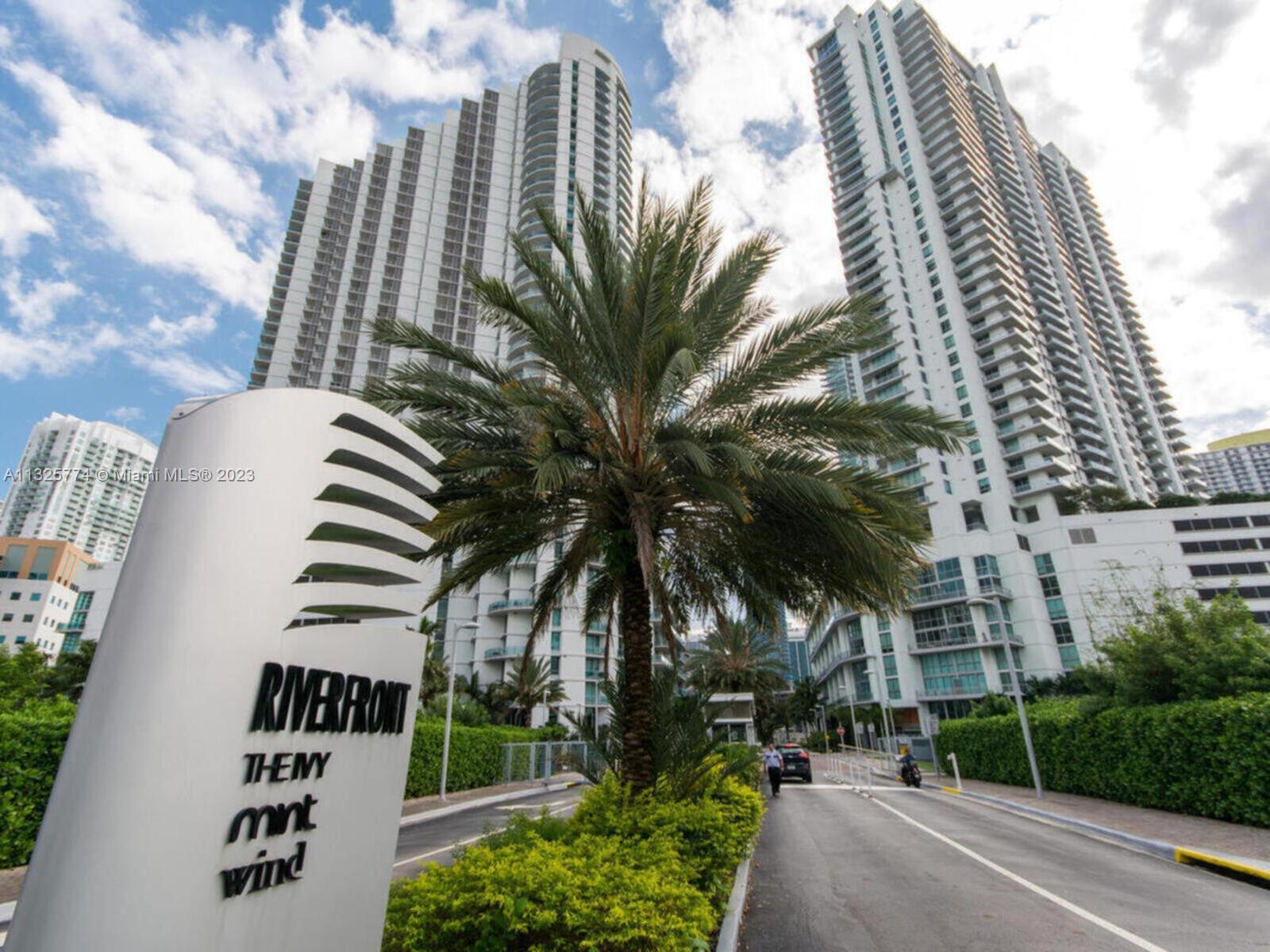 WIND CONDO - Residential