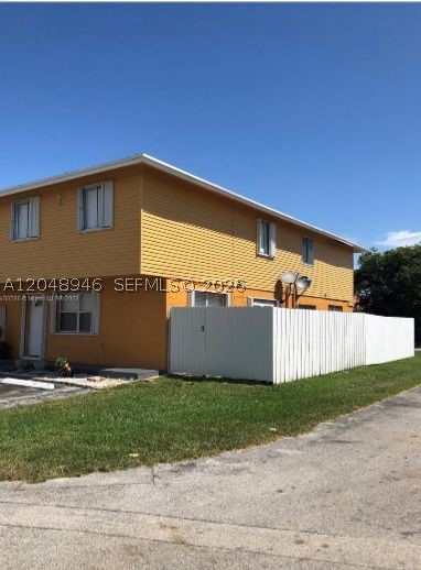 SEAGRAPE VILLAGE CONDO - Residential