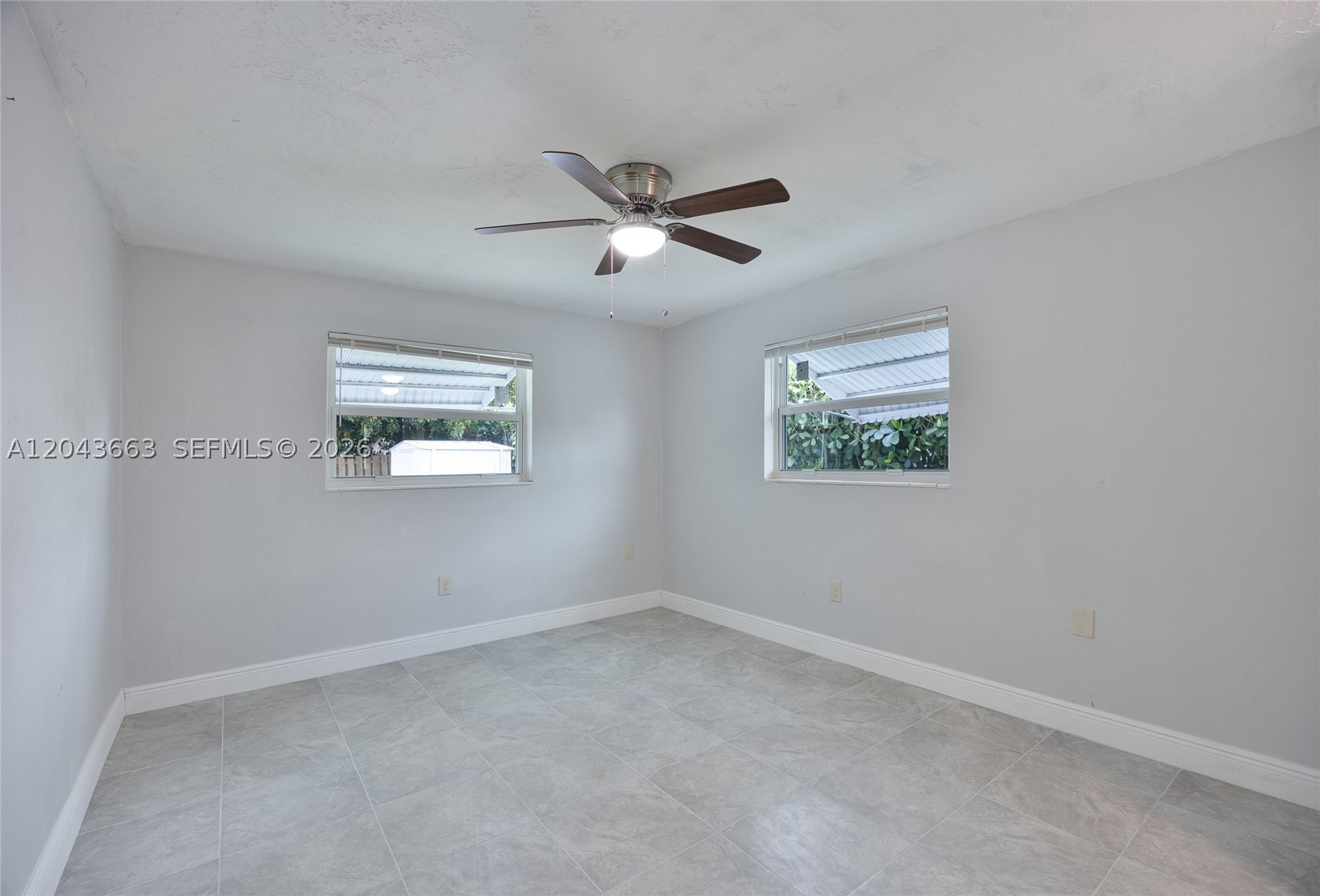SUNRISE GOLF VILLAGE SEC - Residential