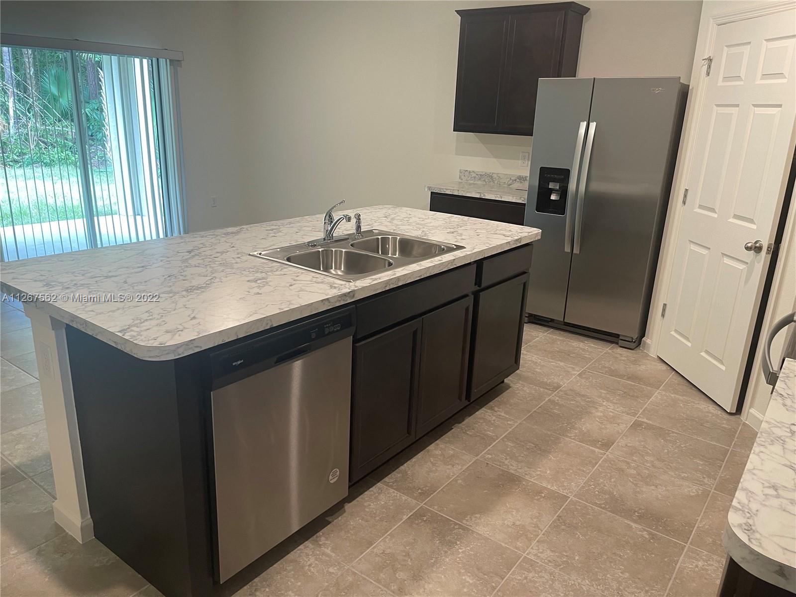 PORT ST LUCIE SECTION 11 - Residential Lease