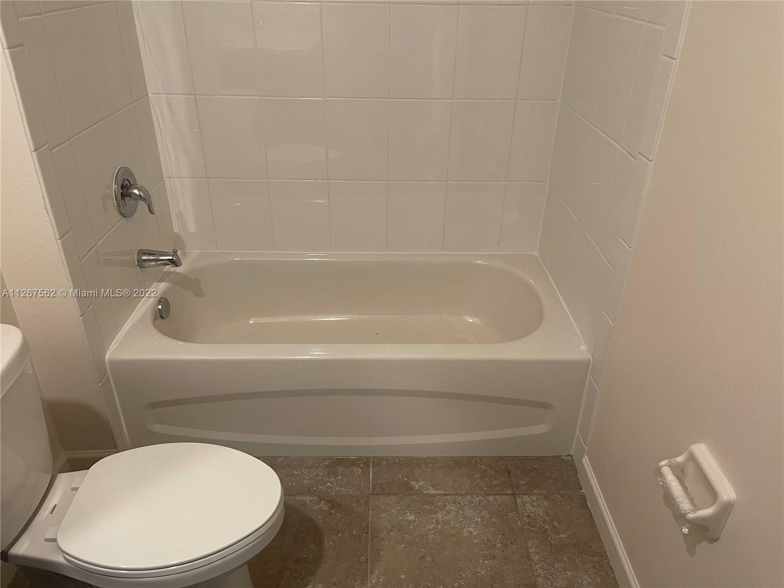 PORT ST LUCIE SECTION 11 - Residential Lease