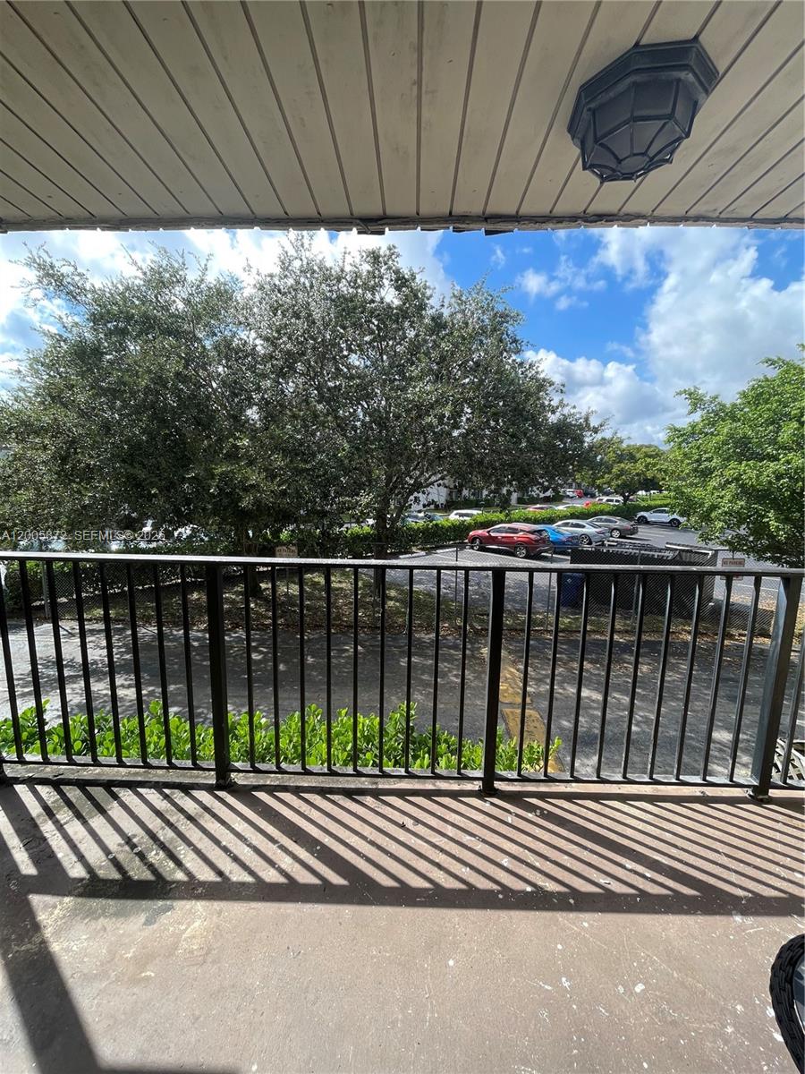 COURTYARDS AT KENDALL CON - Residential