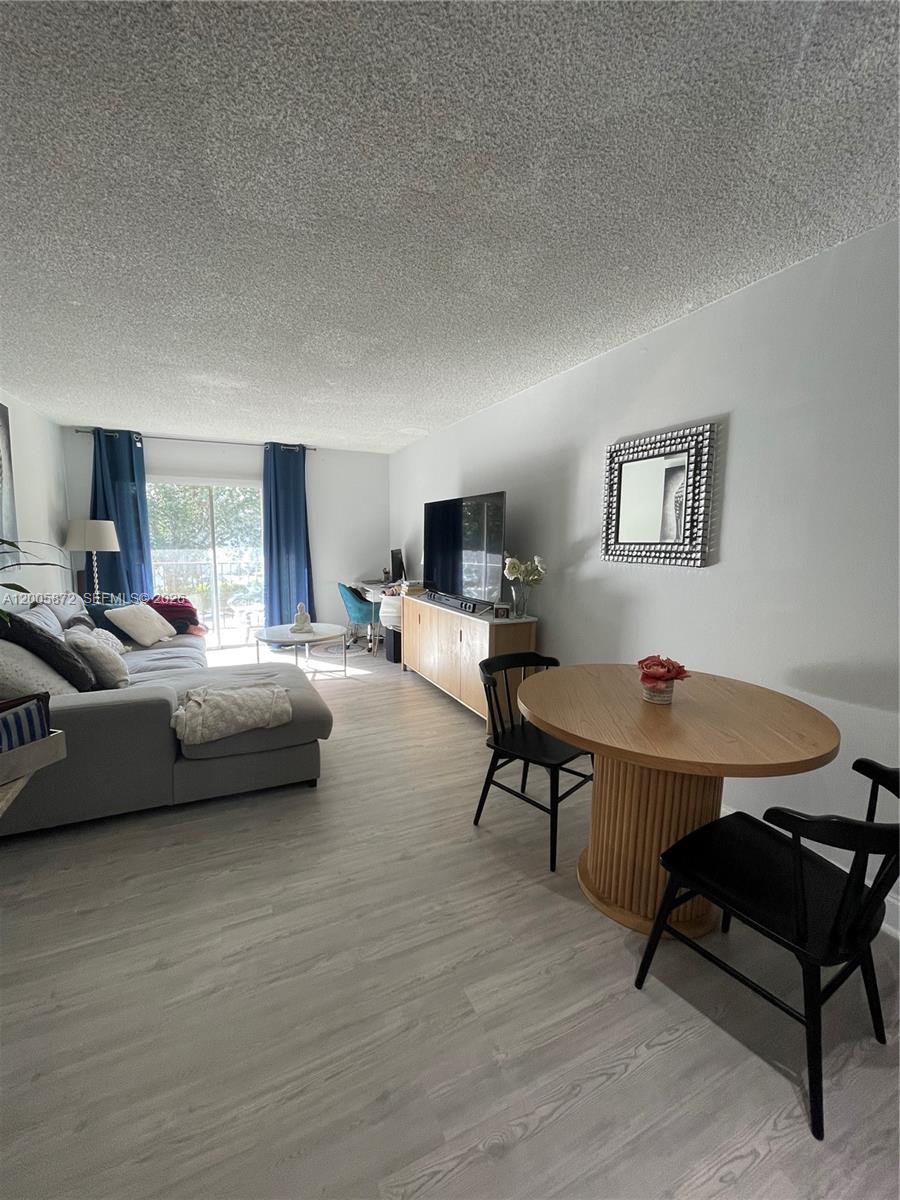 COURTYARDS AT KENDALL CON - Residential