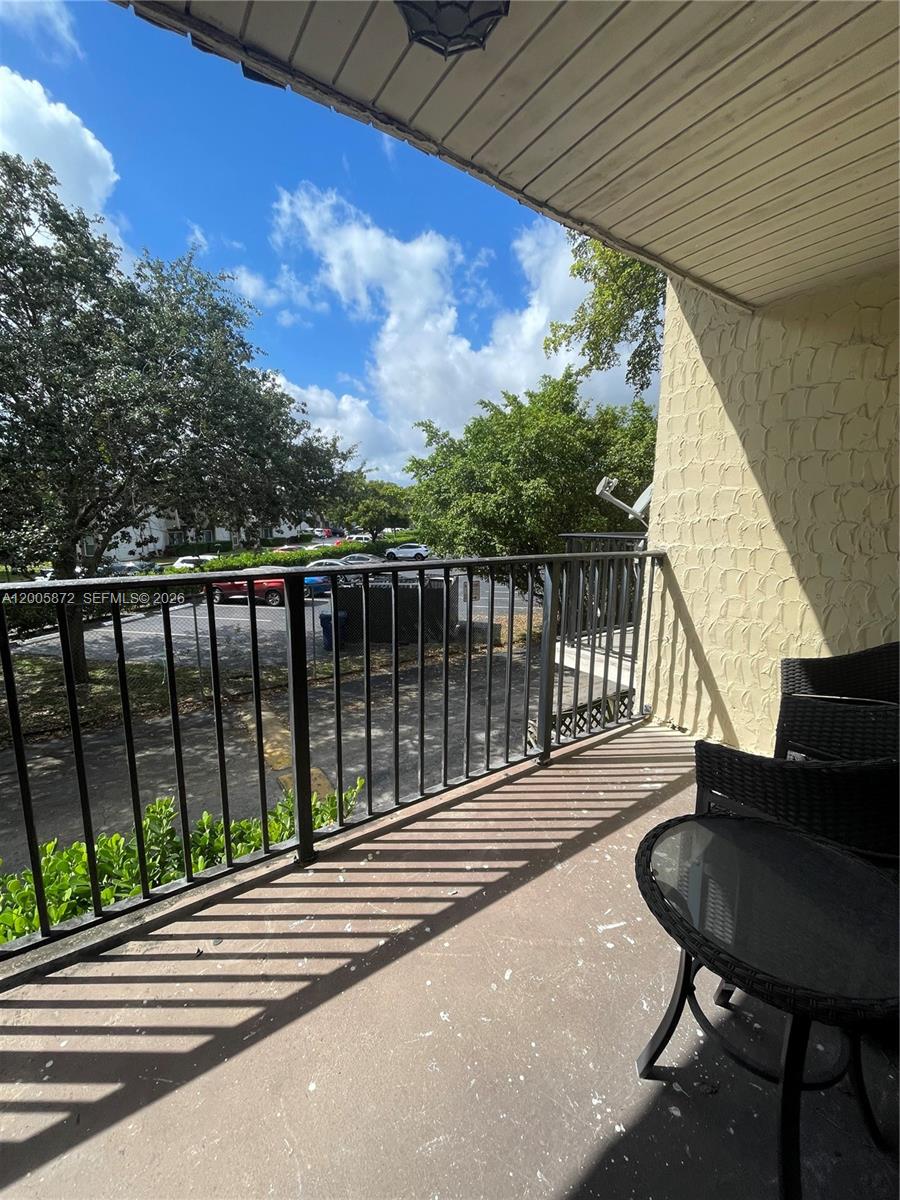 COURTYARDS AT KENDALL CON - Residential