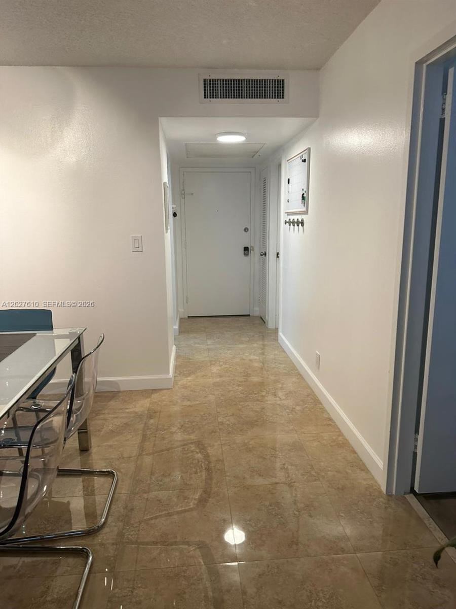 PARKER PLAZA ESTATES COND - Residential