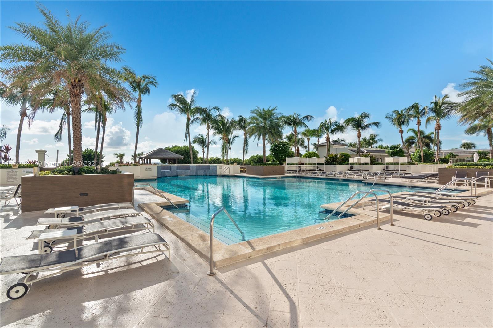 BLUE DIAMOND CONDO - Residential