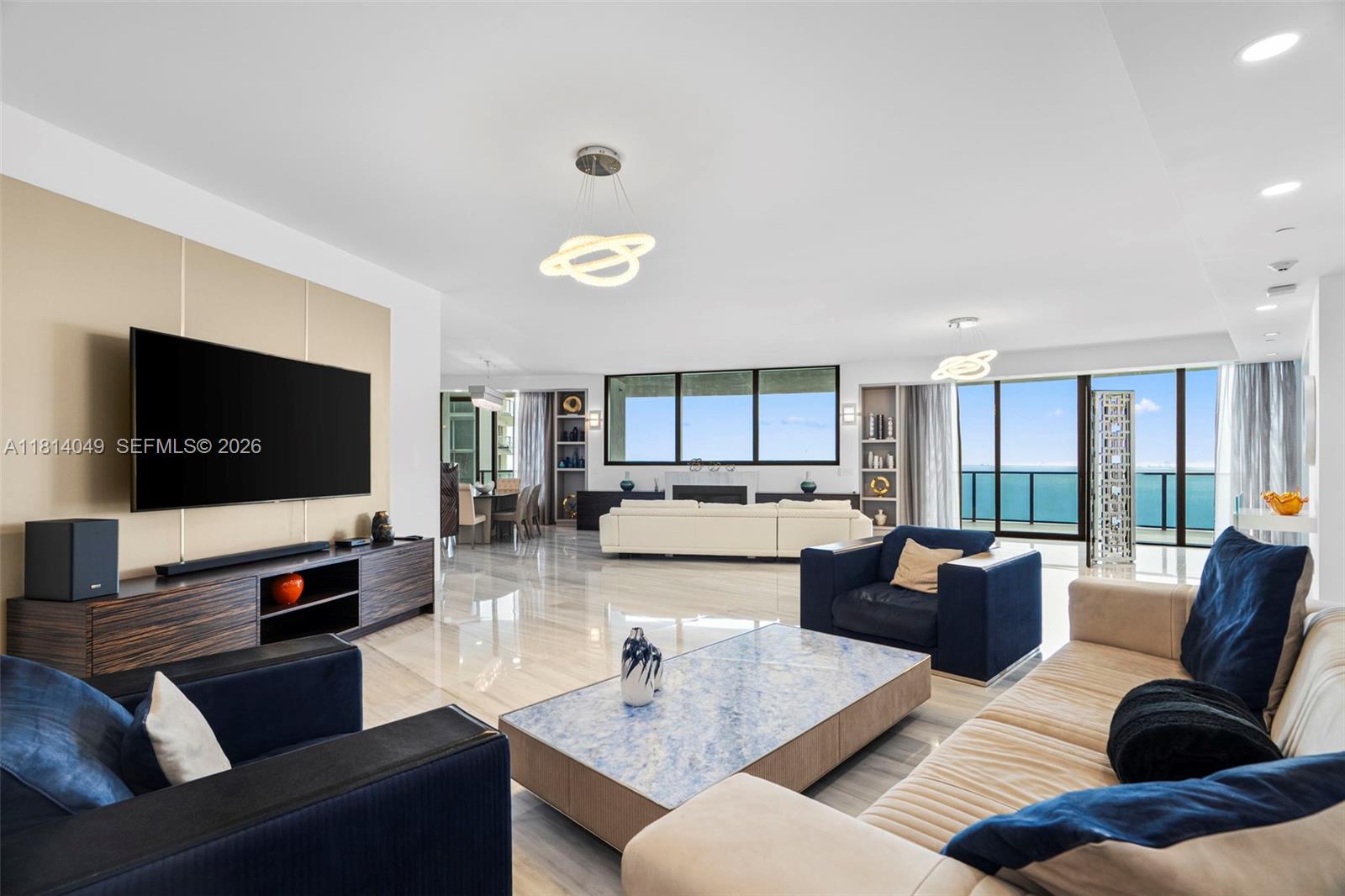 18555 COLLINS AVENUE COND - Residential