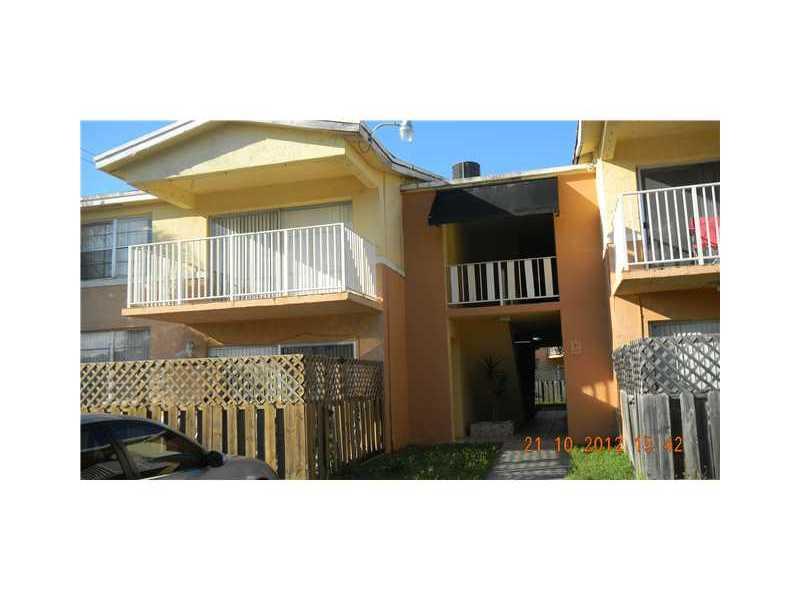 GREAT CONDO LOCATED ON FIRST FLOOR, TILE ALL AROUND, LARGE BEDROOMS. UNIT IS LOCATED IN GATED COMUNITY. LAUNDRY FACILITY IN THE BUILDING. NO PETS AS PER ASSOCIATION RULES. UNIT PAID IN FULL. EASY TO SHOW!!! 2 BEDROOM AND 2 BATHROOM.