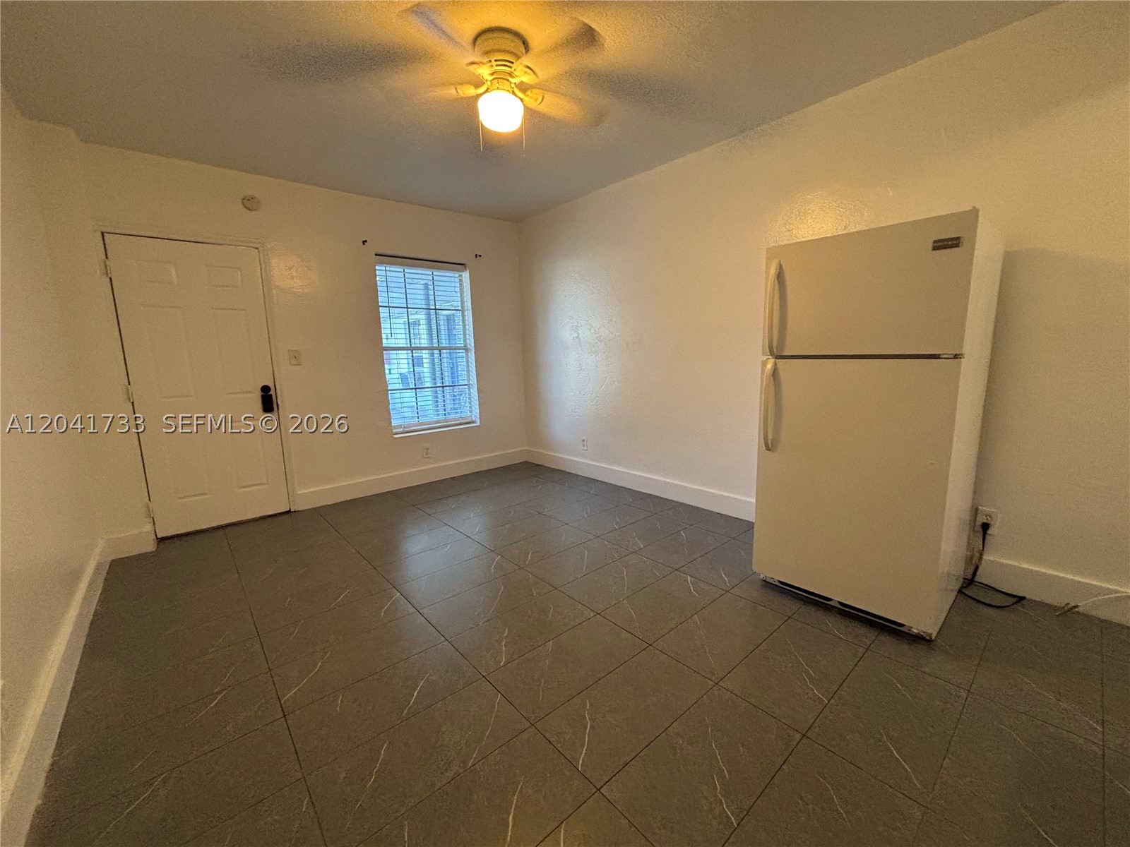 HOLLYWOOD SOUTH SIDE ADD - Residential Lease