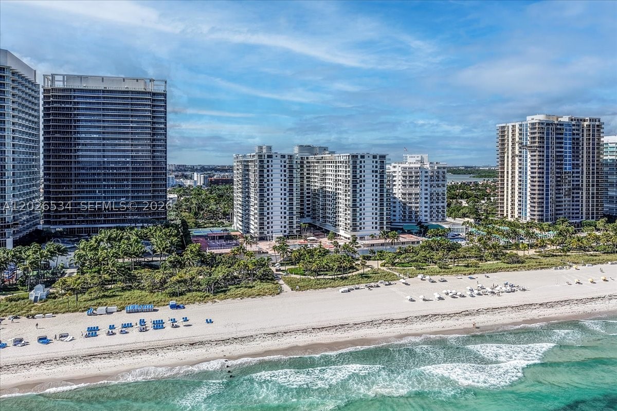 BALMORAL CONDO - Residential