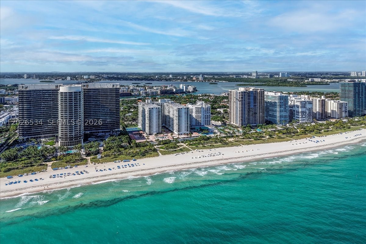 BALMORAL CONDO - Residential