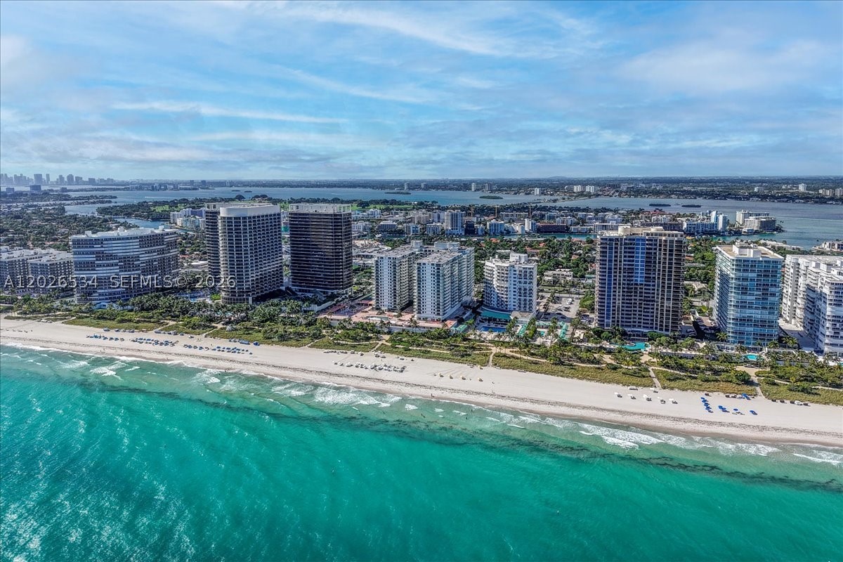 BALMORAL CONDO - Residential