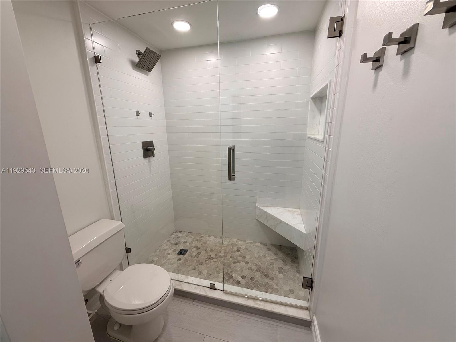 PIERPOINTE FIVE CONDO III - Residential Lease