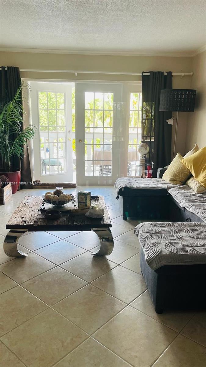 ISLE OF PARADISE CO-OP - Residential