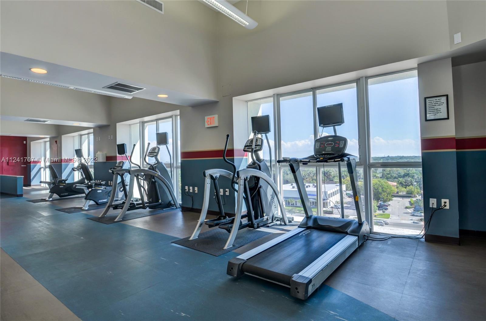 DOWNTOWN DADELAND CONDO N - Residential Lease