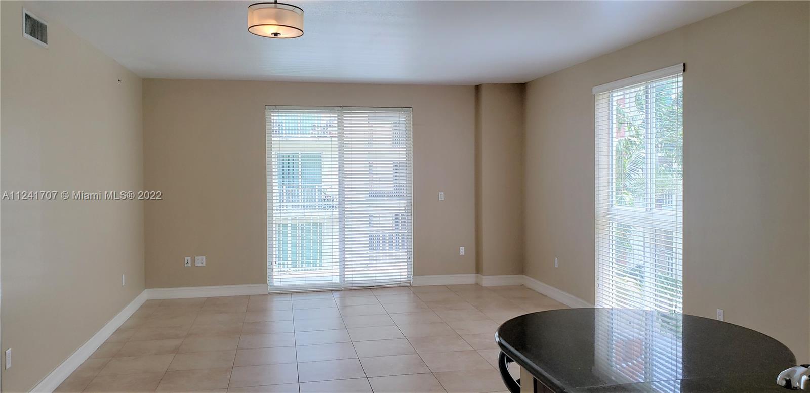 DOWNTOWN DADELAND CONDO N - Residential Lease