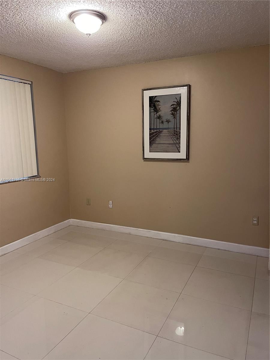 BAY HOUSE TOWER CONDO - Residential Lease