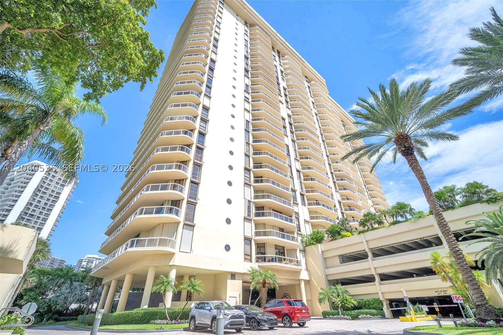 TERRACES NORTH TURNBERRY - Residential