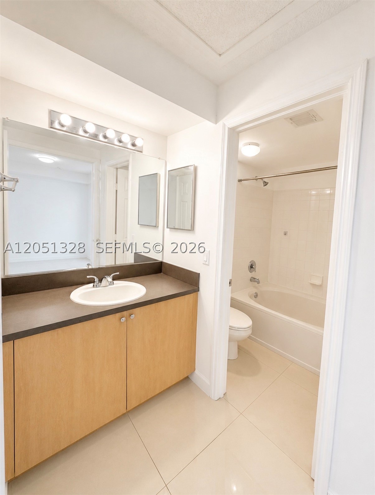 AVENTI AT AVENTURA CONDO - Residential
