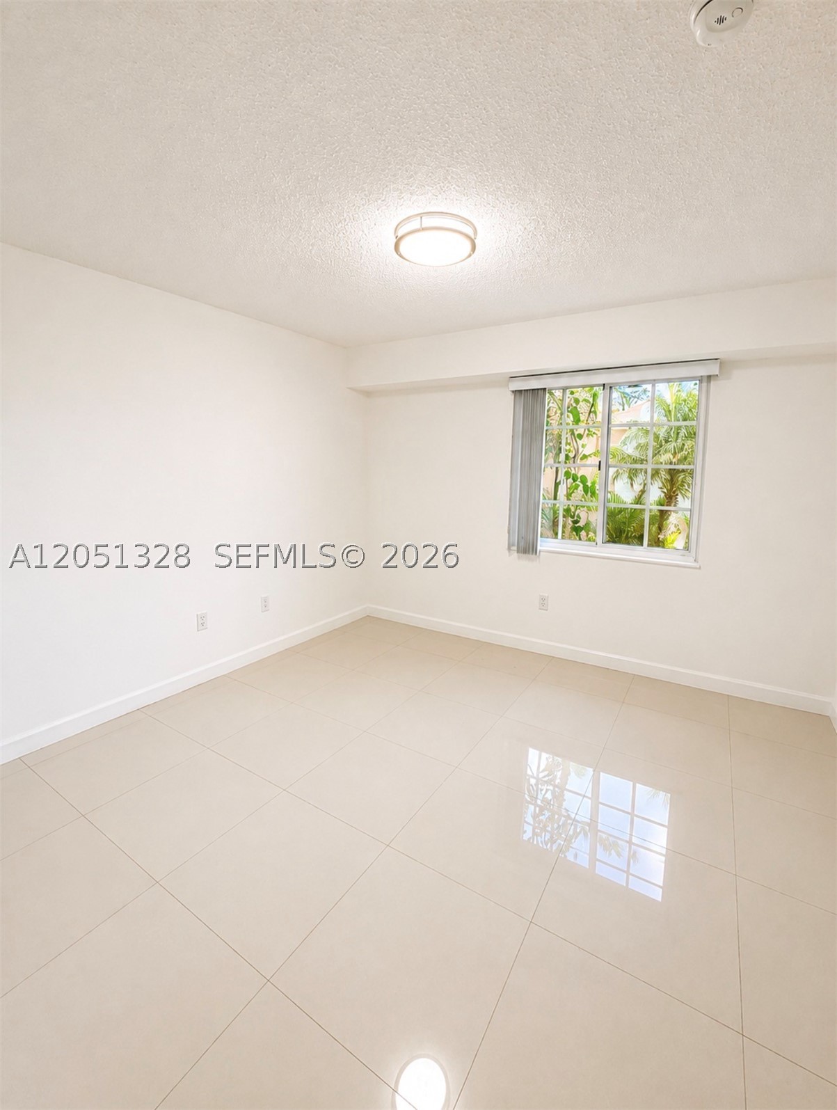 AVENTI AT AVENTURA CONDO - Residential