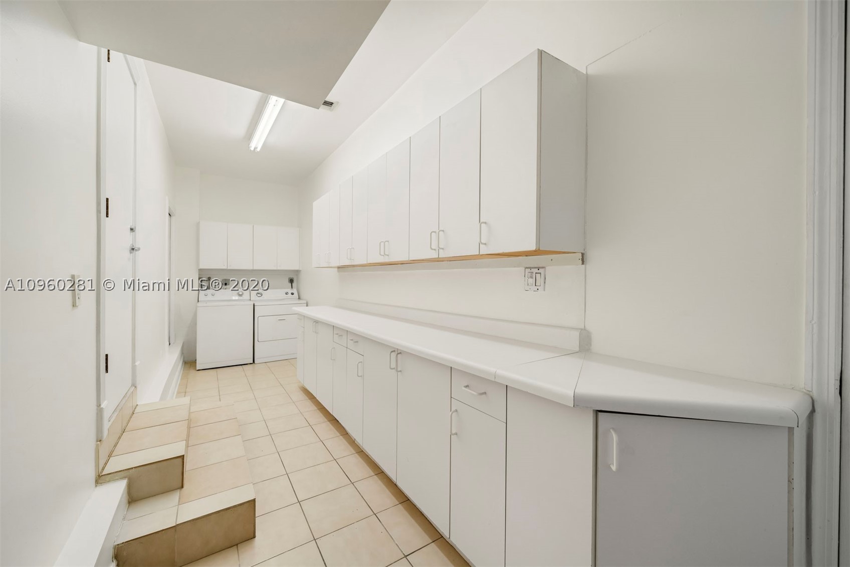 BEACH VIEW ADDN - Residential