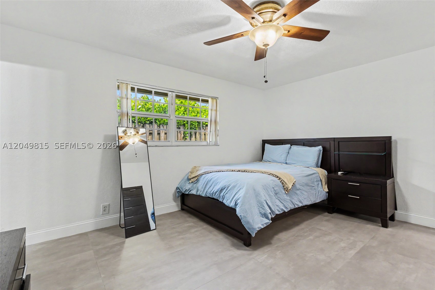 CRYSTAL HEIGHTS - Residential