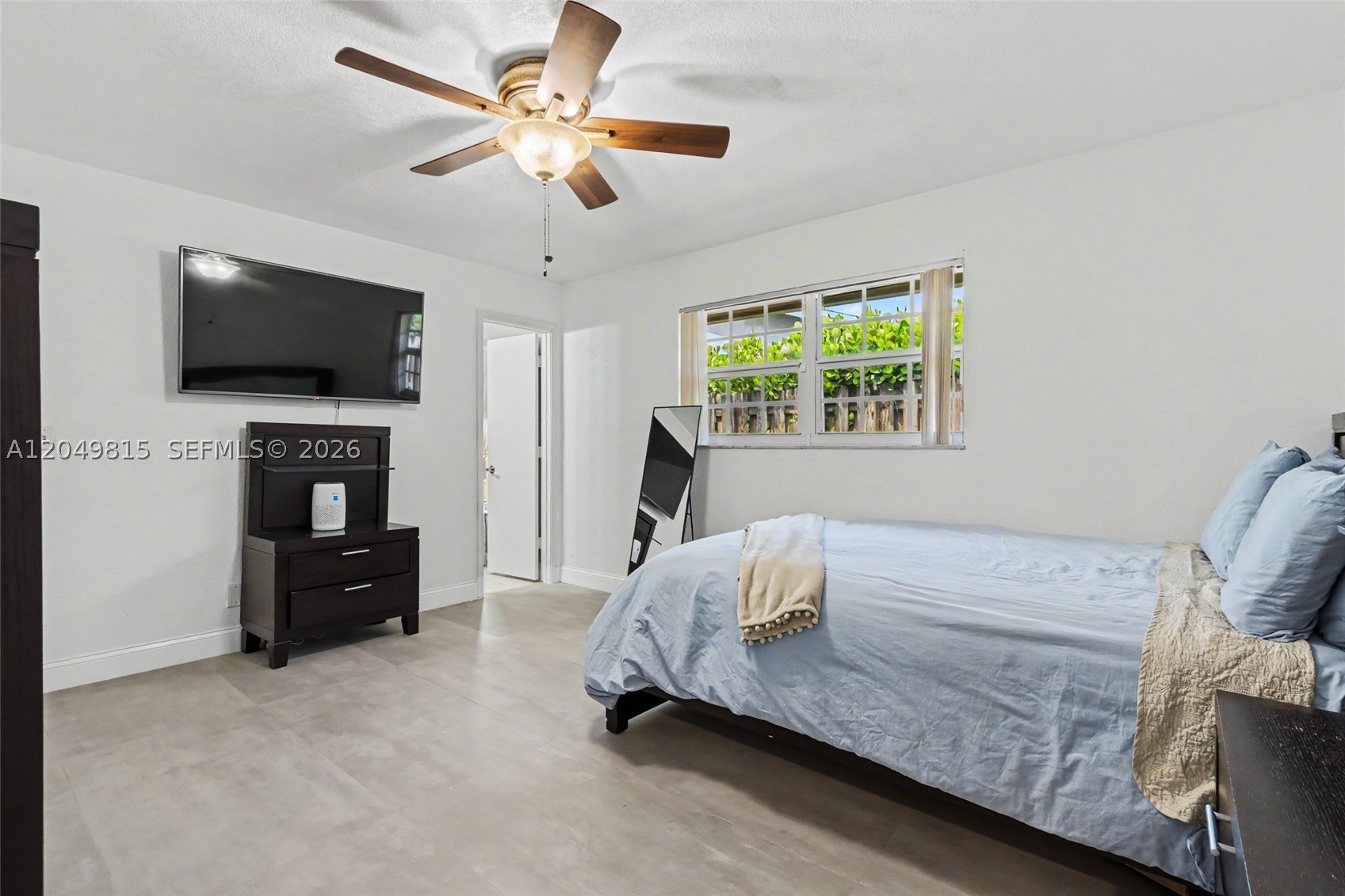 CRYSTAL HEIGHTS - Residential