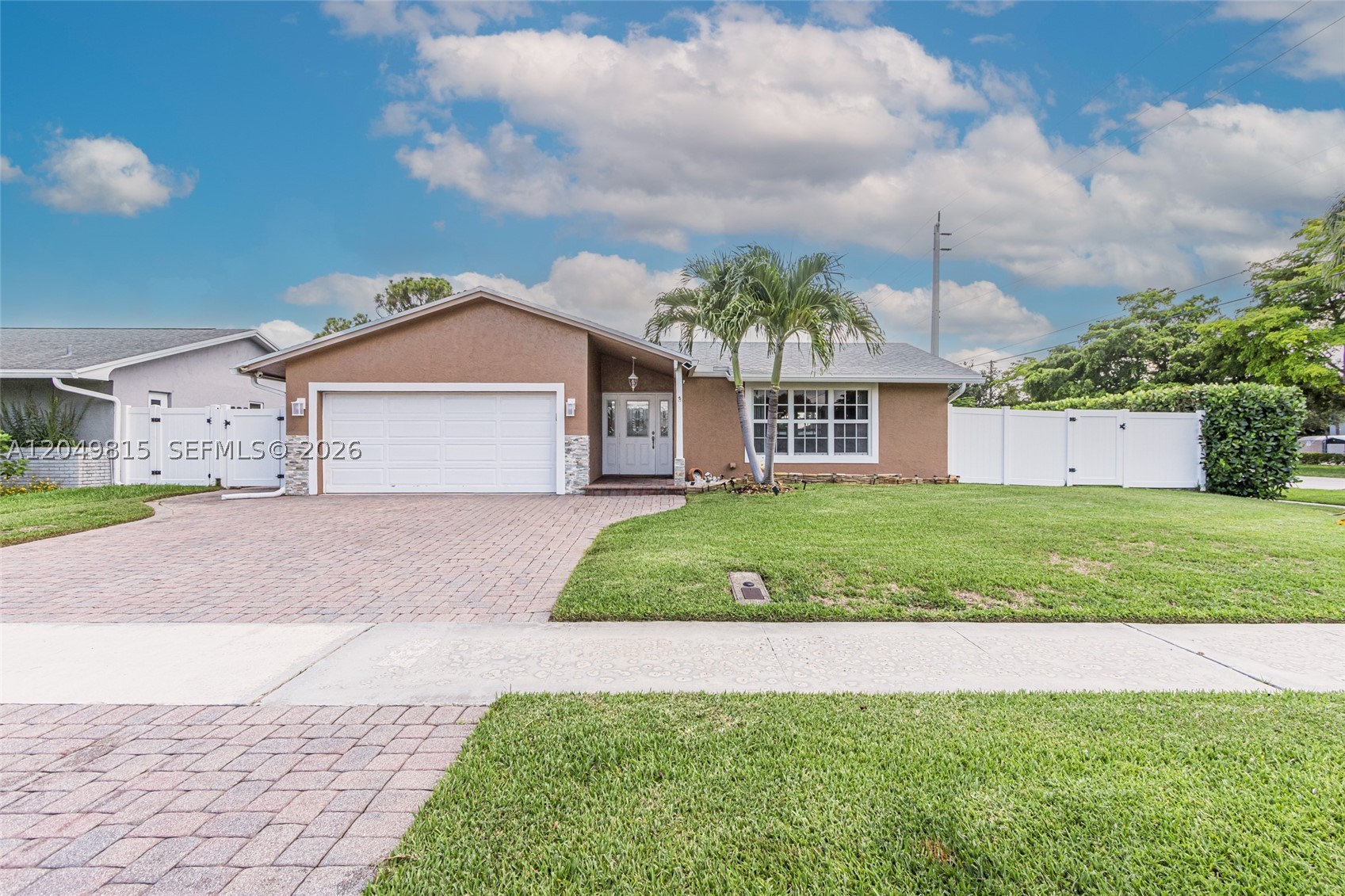 CRYSTAL HEIGHTS - Residential