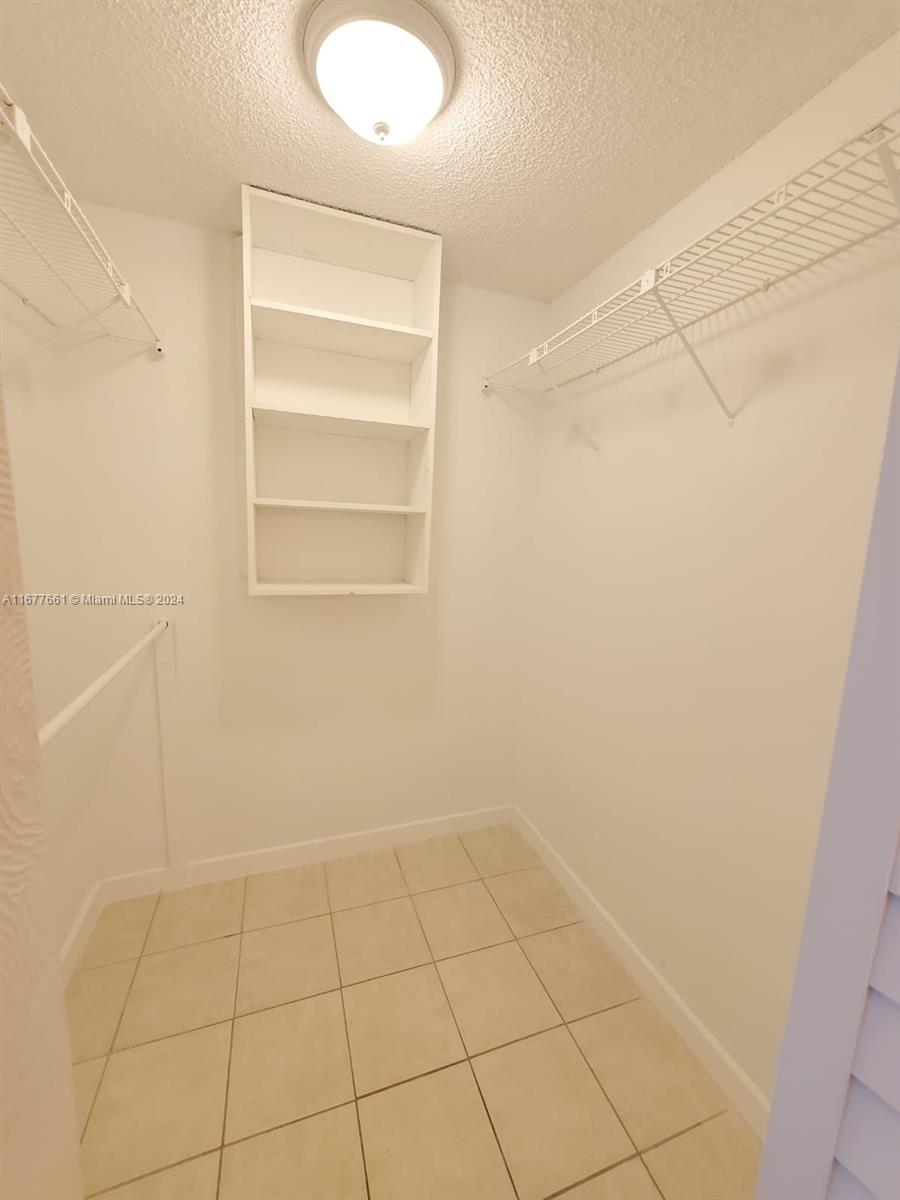 NEWPORT AT LAUDERHILL CON - Residential