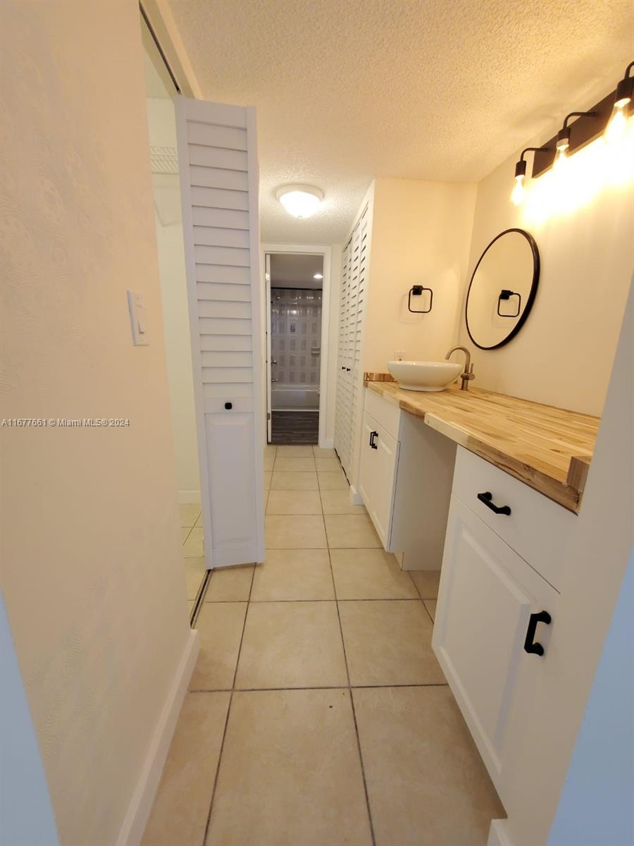 NEWPORT AT LAUDERHILL CON - Residential