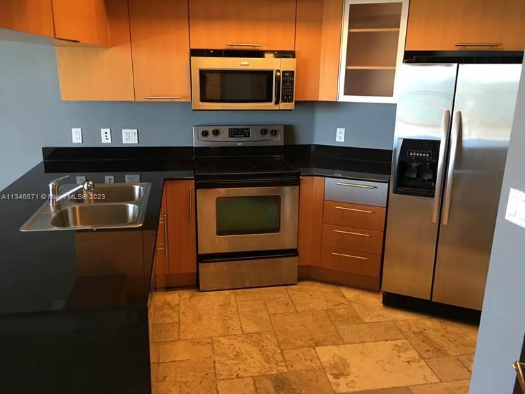 OPERA TOWER CONDO - Residential Lease