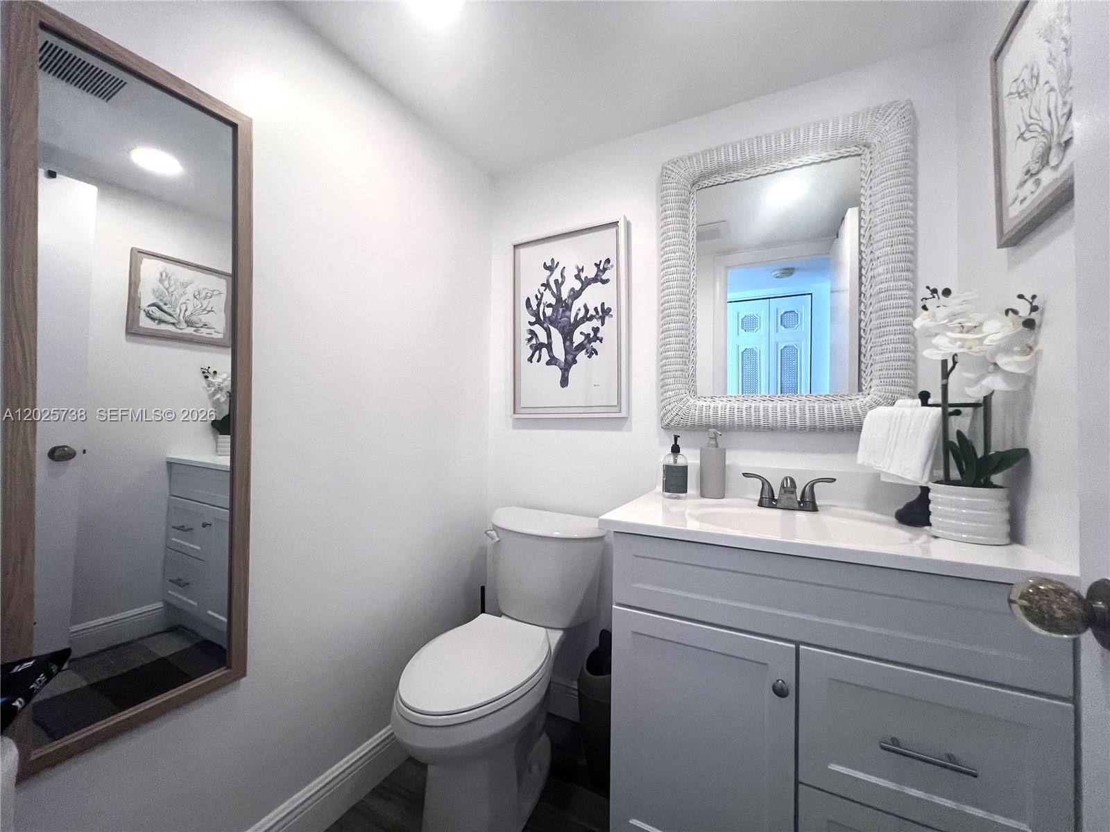 PALM BEACH VILLAS CONDO - Residential