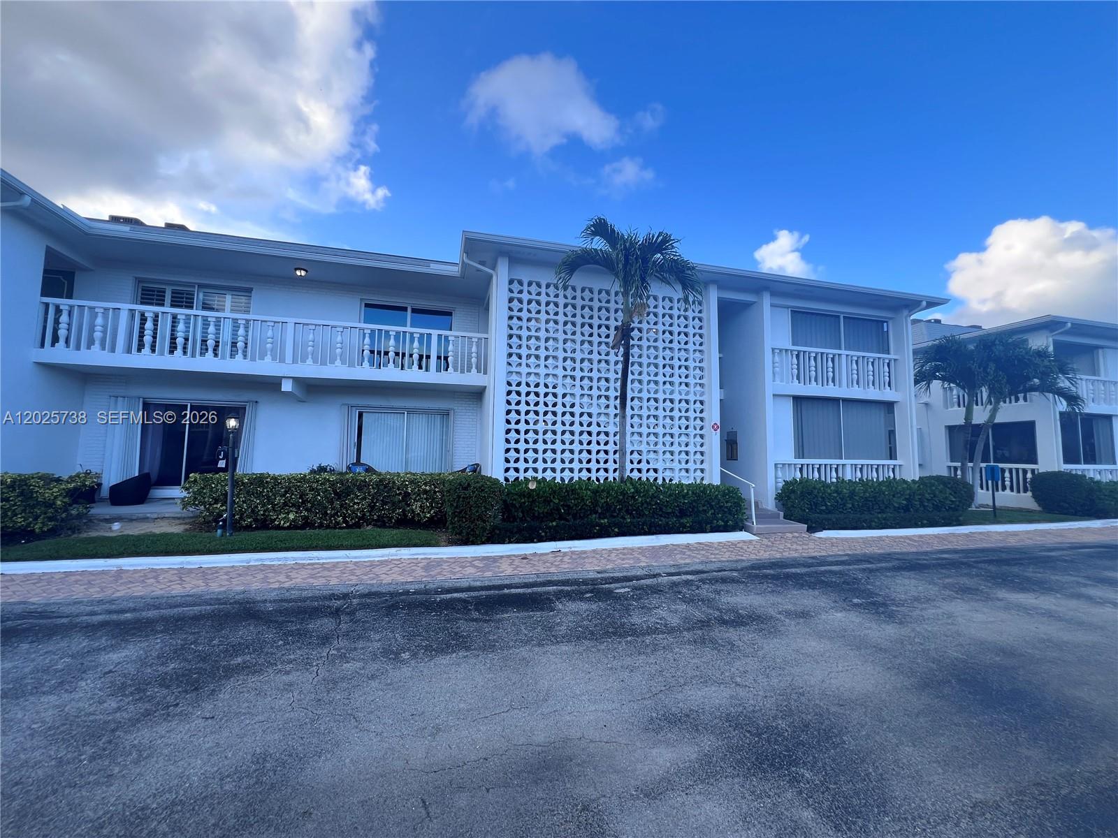 PALM BEACH VILLAS CONDO - Residential