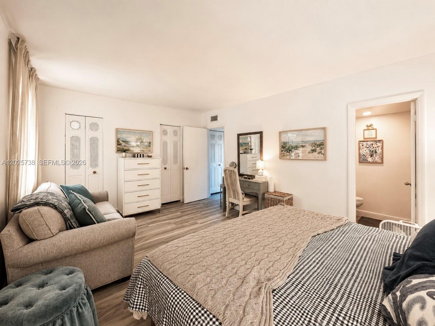 PALM BEACH VILLAS CONDO - Residential