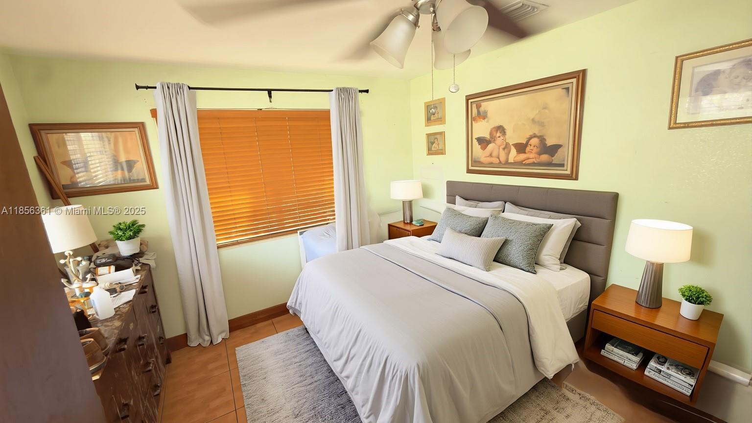 KEY LARGO PARK AMD - Residential