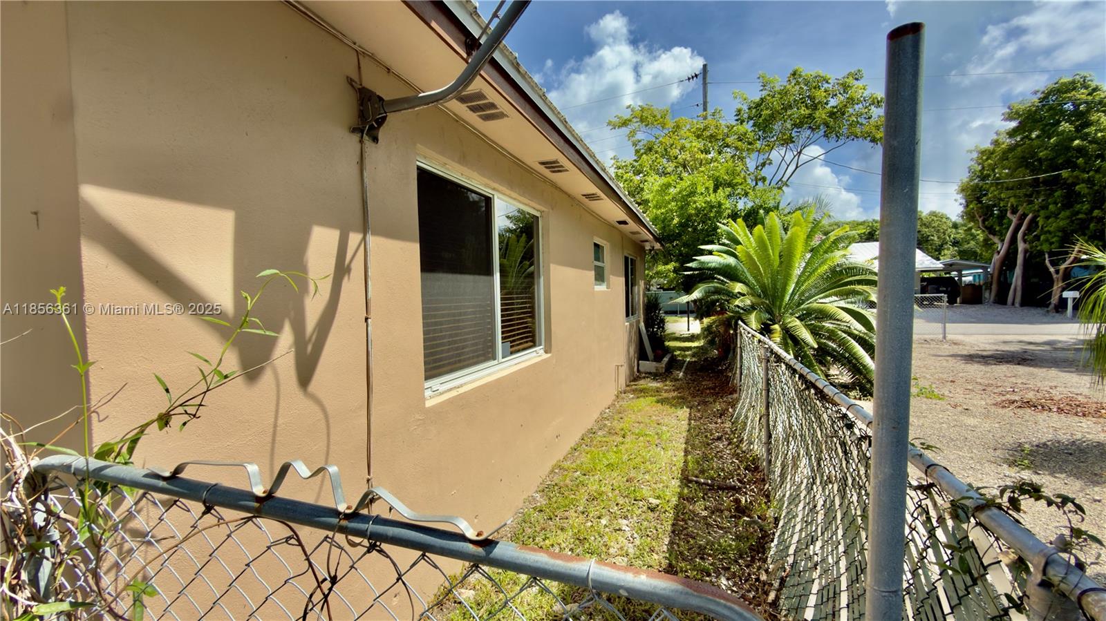 KEY LARGO PARK AMD - Residential