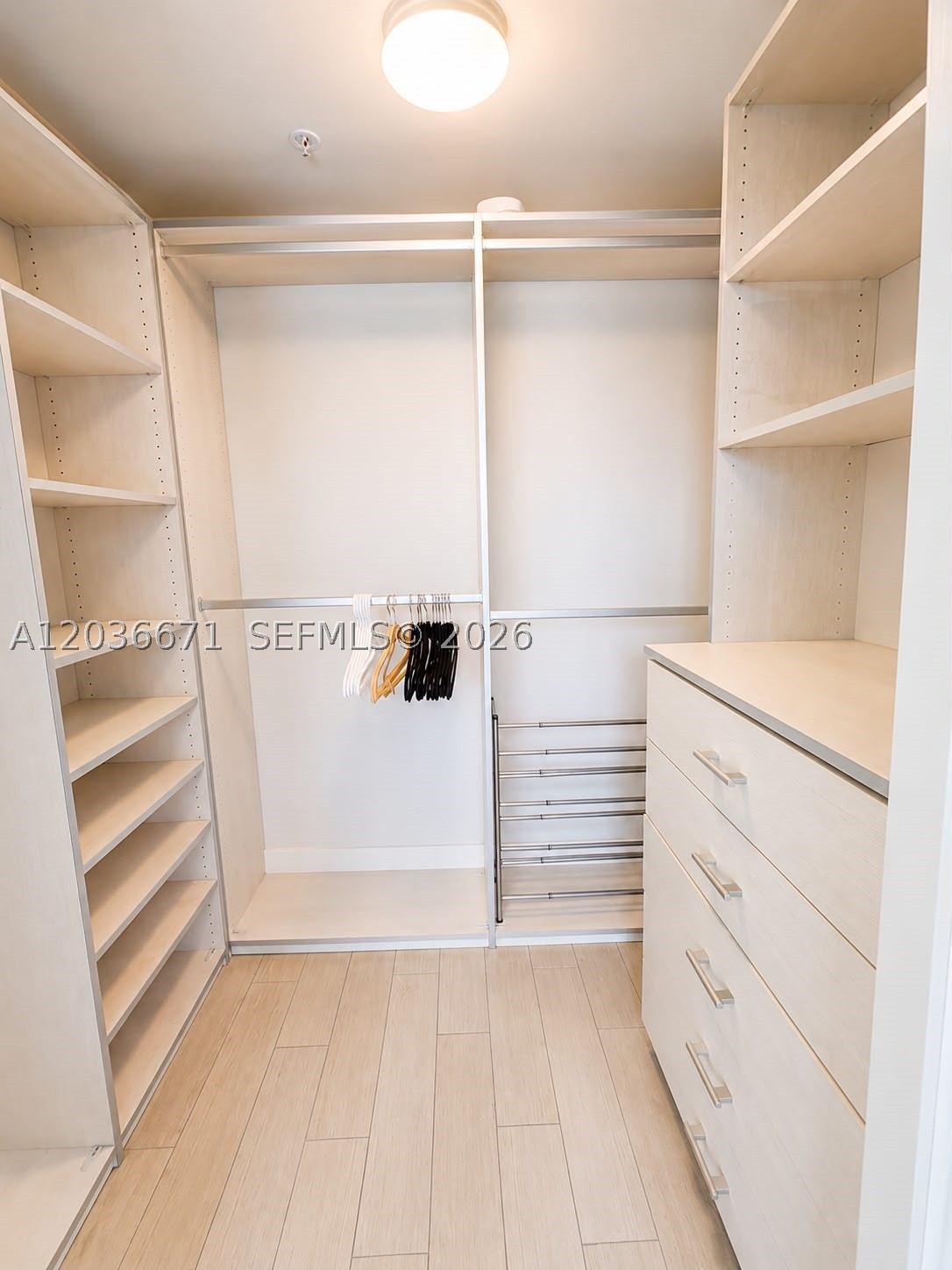 VIZCAYNE SOUTH CONDO - Residential