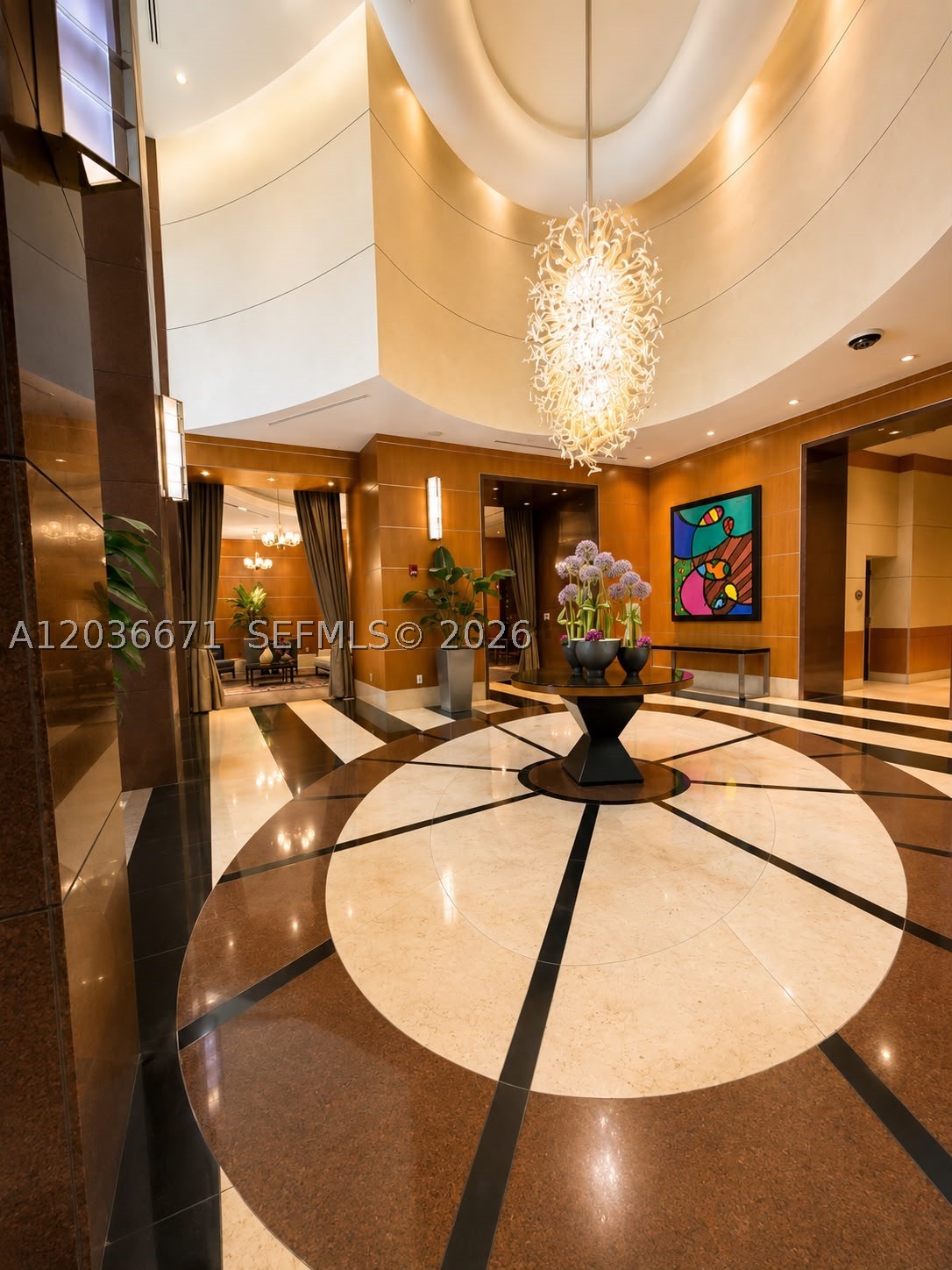 VIZCAYNE SOUTH CONDO - Residential