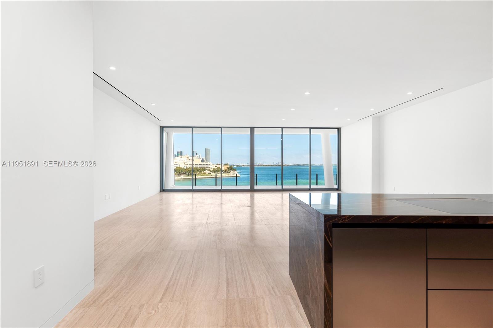Vita Grove Isle - Residential