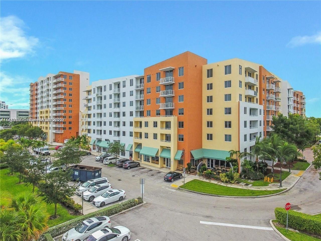 VENTURE AT AVENTURA WEST - Residential
